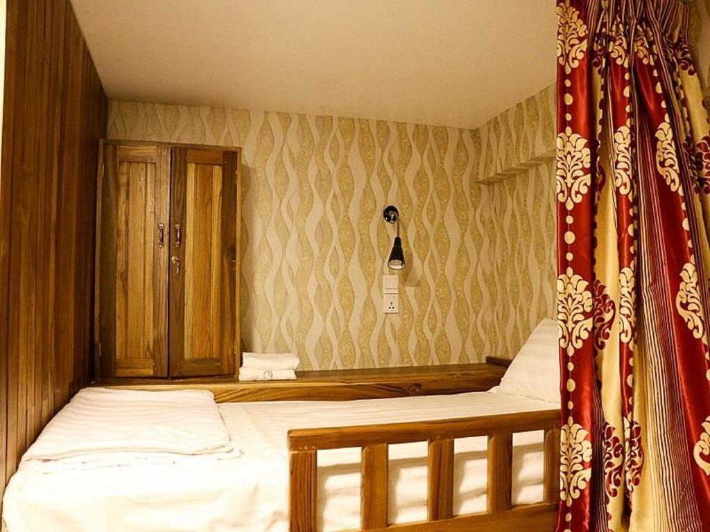 Wayfarer'S Rest Hotel Янгон Стая снимка